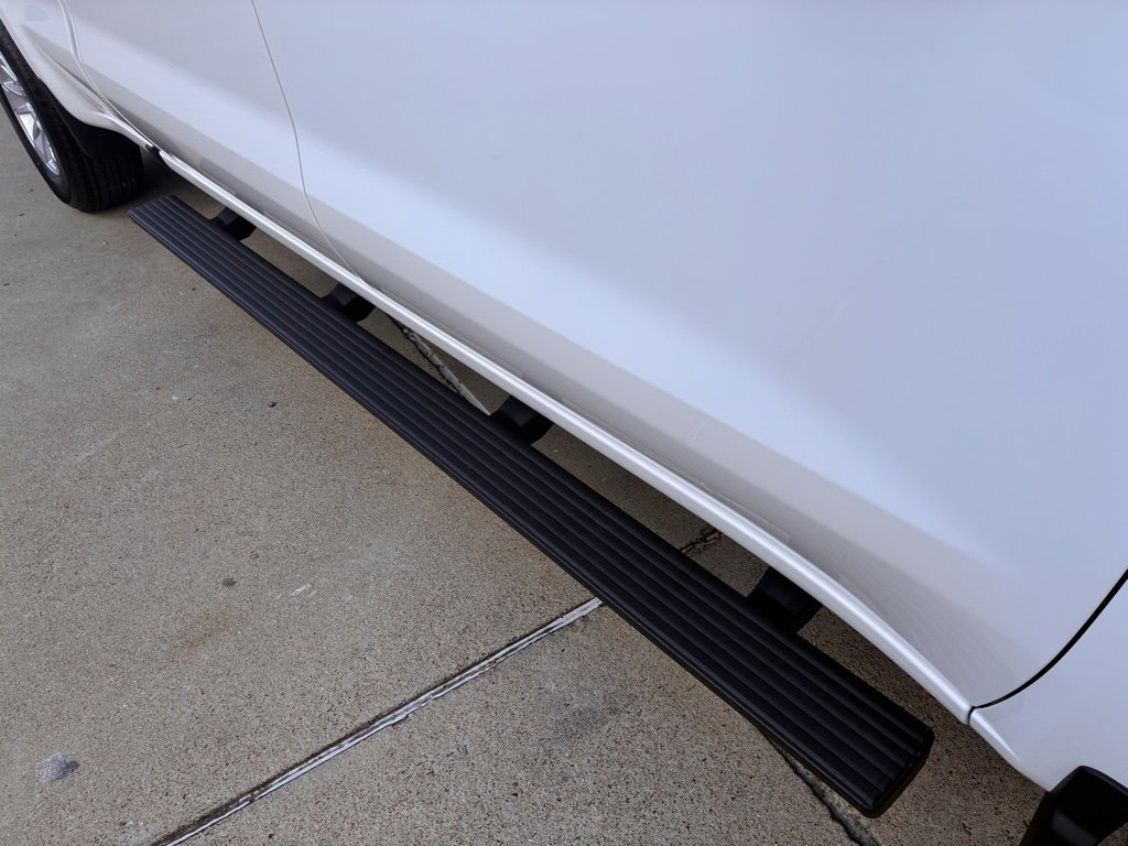 2026 Chevrolet Silverado 1500 photo 2