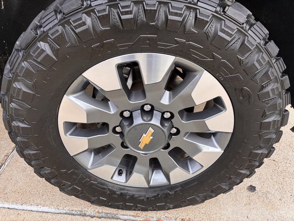 Used 2024 Chevrolet Silverado 2500 HD Custom Truck