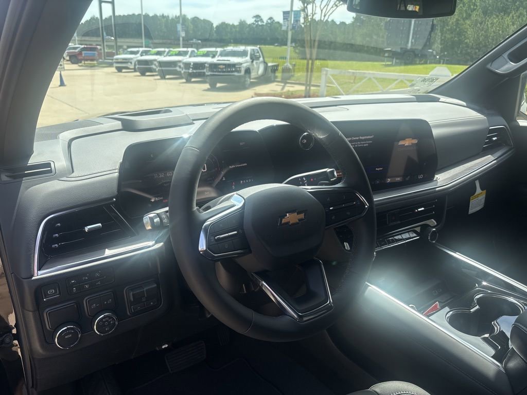2026 Chevrolet Suburban LT - Photo 32
