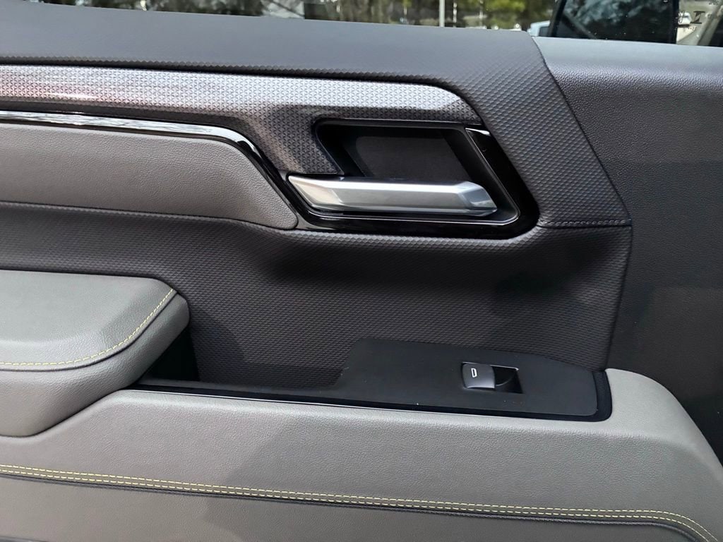2026 Chevrolet Silverado 1500 ZR2 - Photo 19