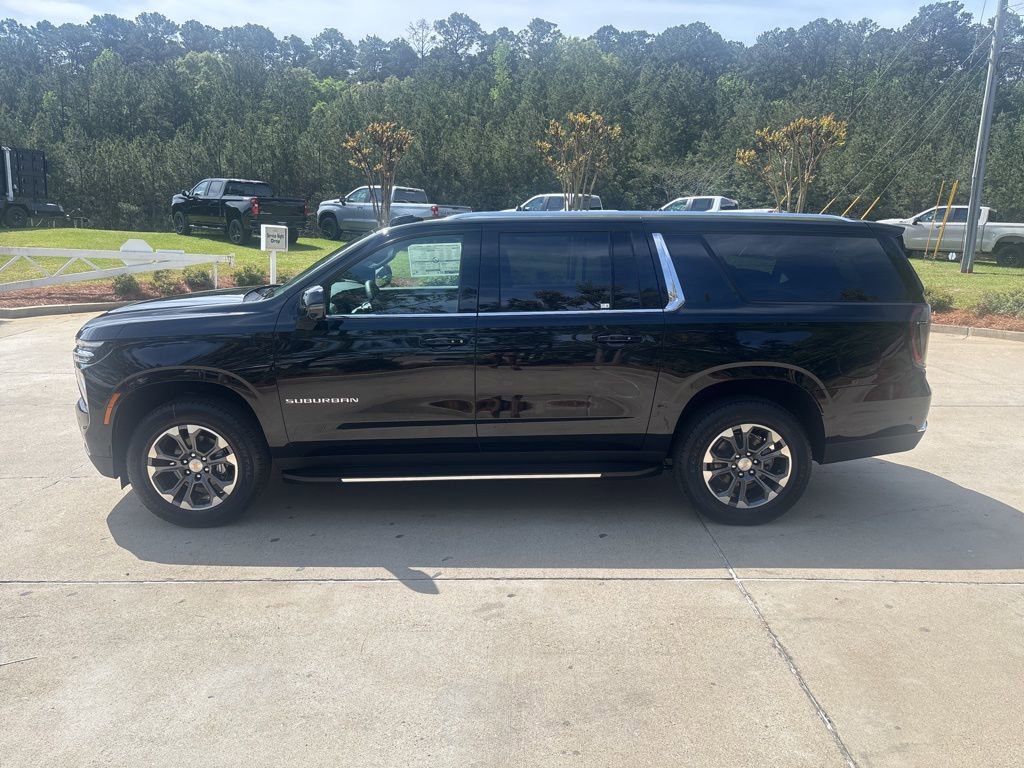 2026 Chevrolet Suburban LT - Photo 24