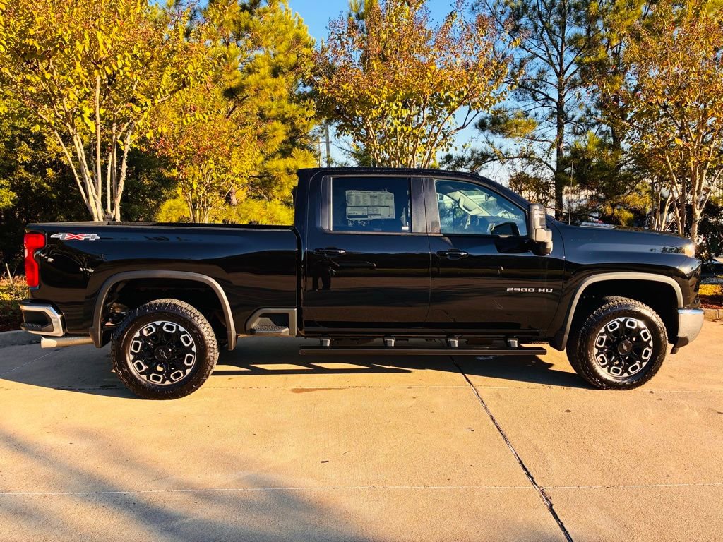 2025 Chevrolet Silverado 2500 HD LT - Photo 30