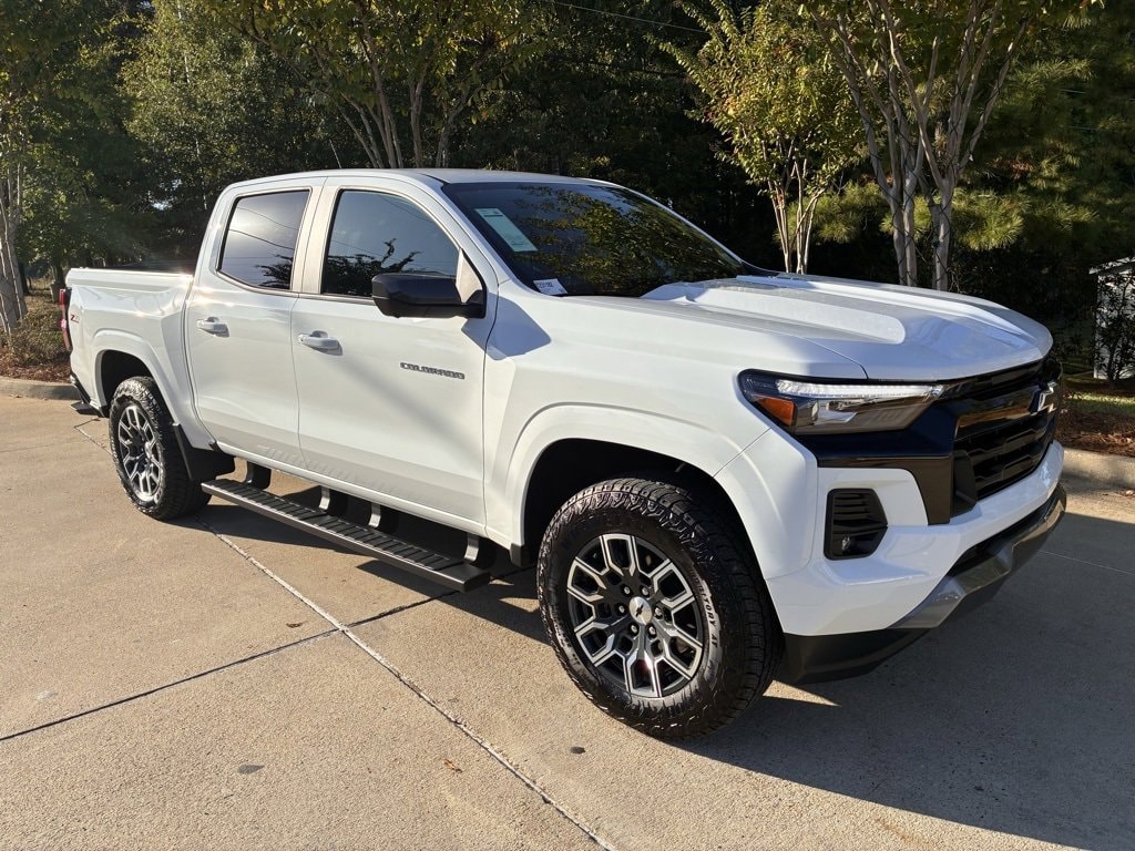 New 2025 Chevrolet Colorado Z71 Truck