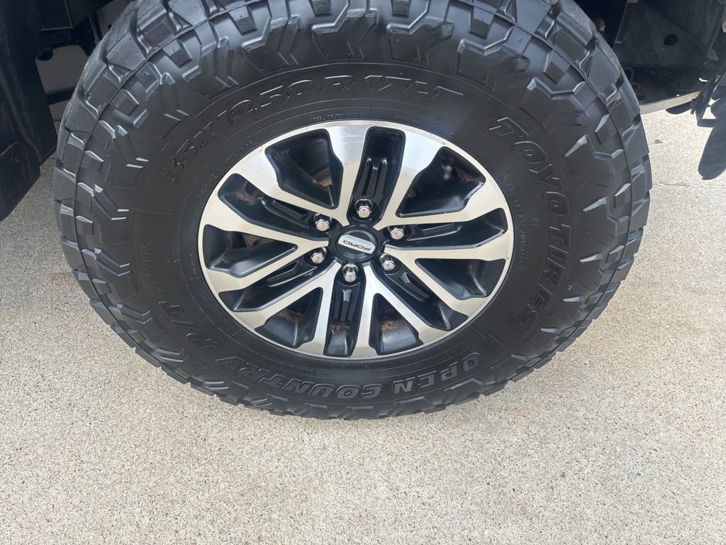 2020 Ford F-150 Raptor photo 4