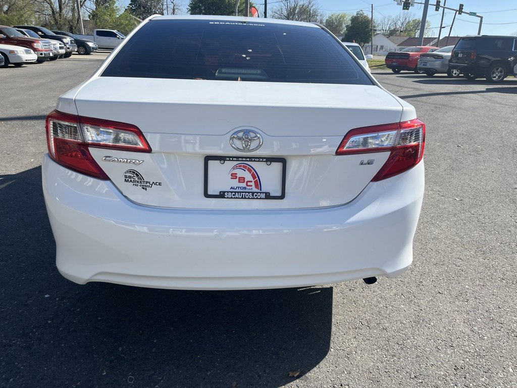 2012 Toyota Camry L photo 4