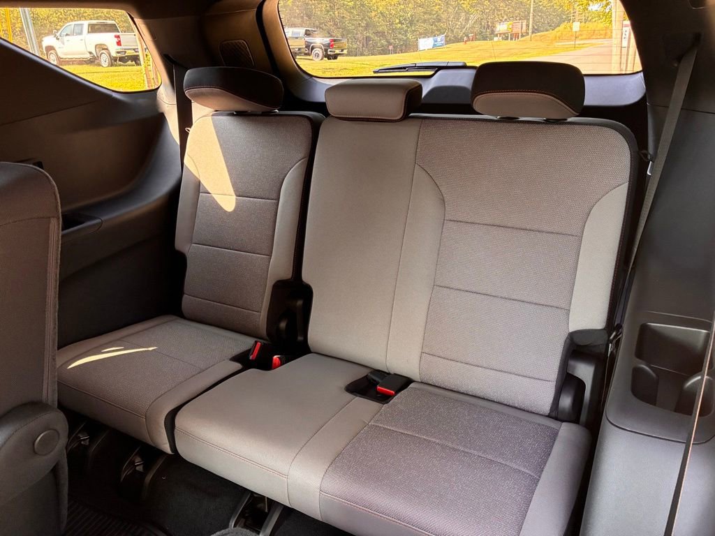2026 Chevrolet Traverse LT - Photo 15