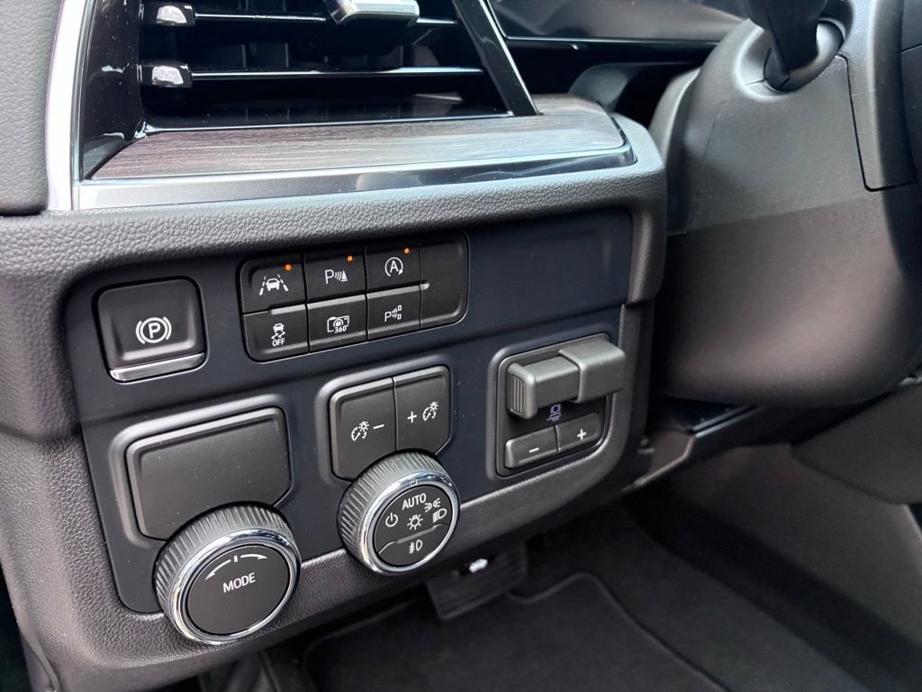 2026 Chevrolet Tahoe LT - Photo 26