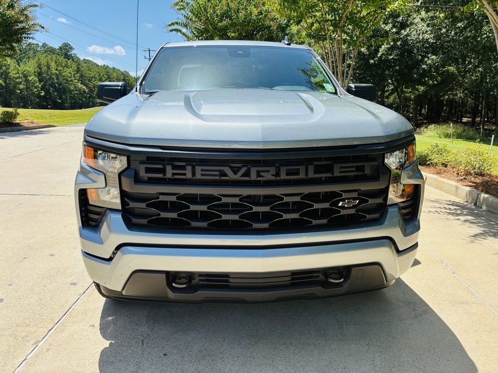 2026 Chevrolet Silverado 1500 Custom photo 2