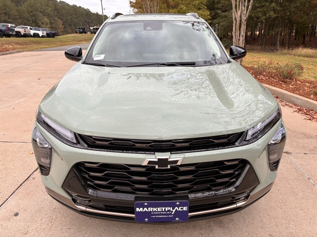 2025 Chevrolet Trax ACTIV photo 2