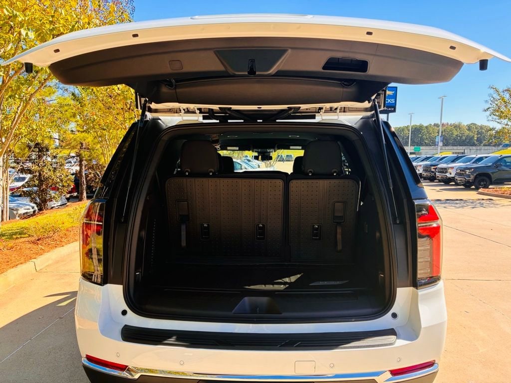 2026 Chevrolet Tahoe LS - Photo 8