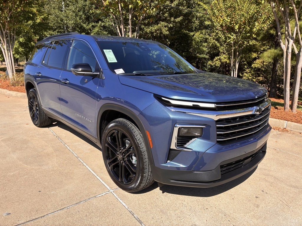 New 2026 Chevrolet Traverse LT SUV