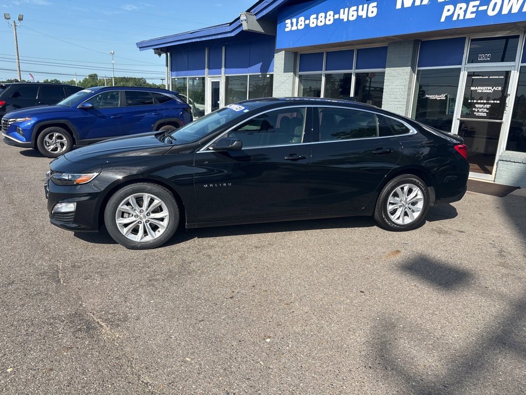 1G1ZD5ST2RF211574
