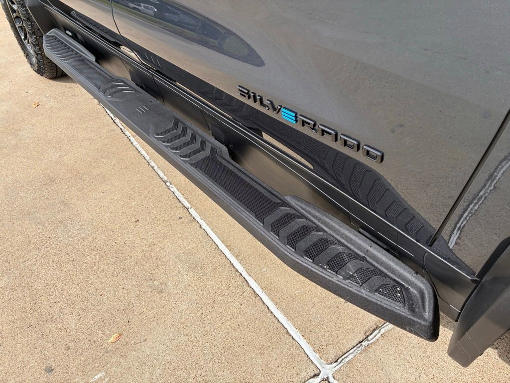 2026 Chevrolet Silverado EV Trail Boss - Photo 6