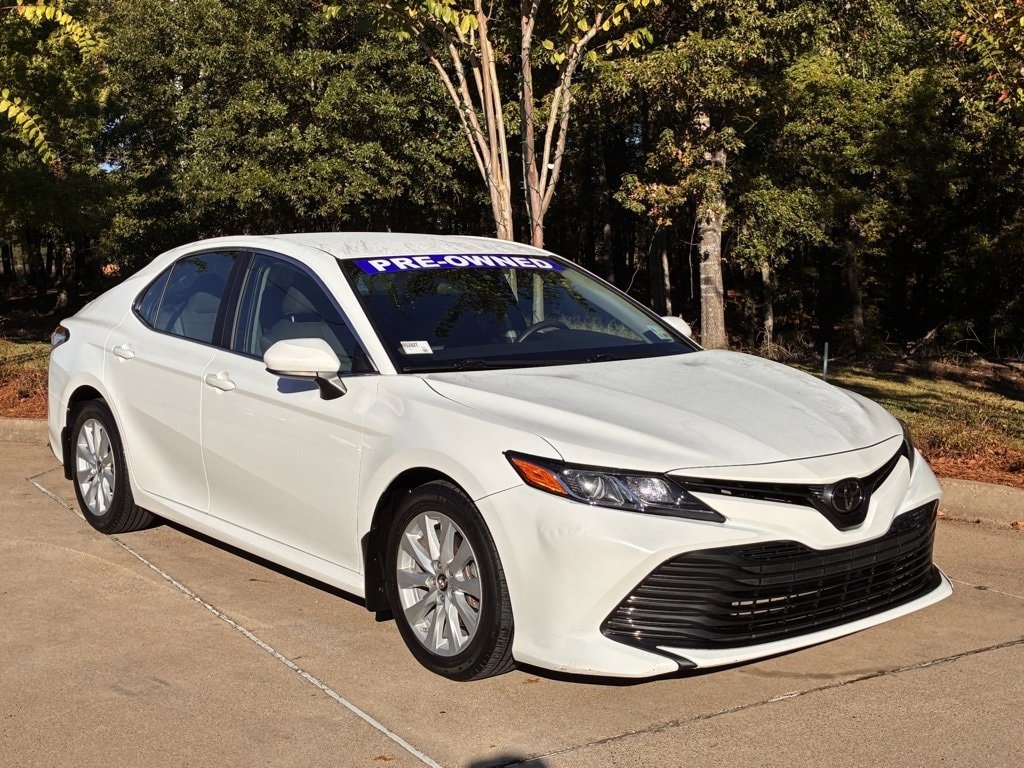 Used 2018 Toyota Camry LE Sedan