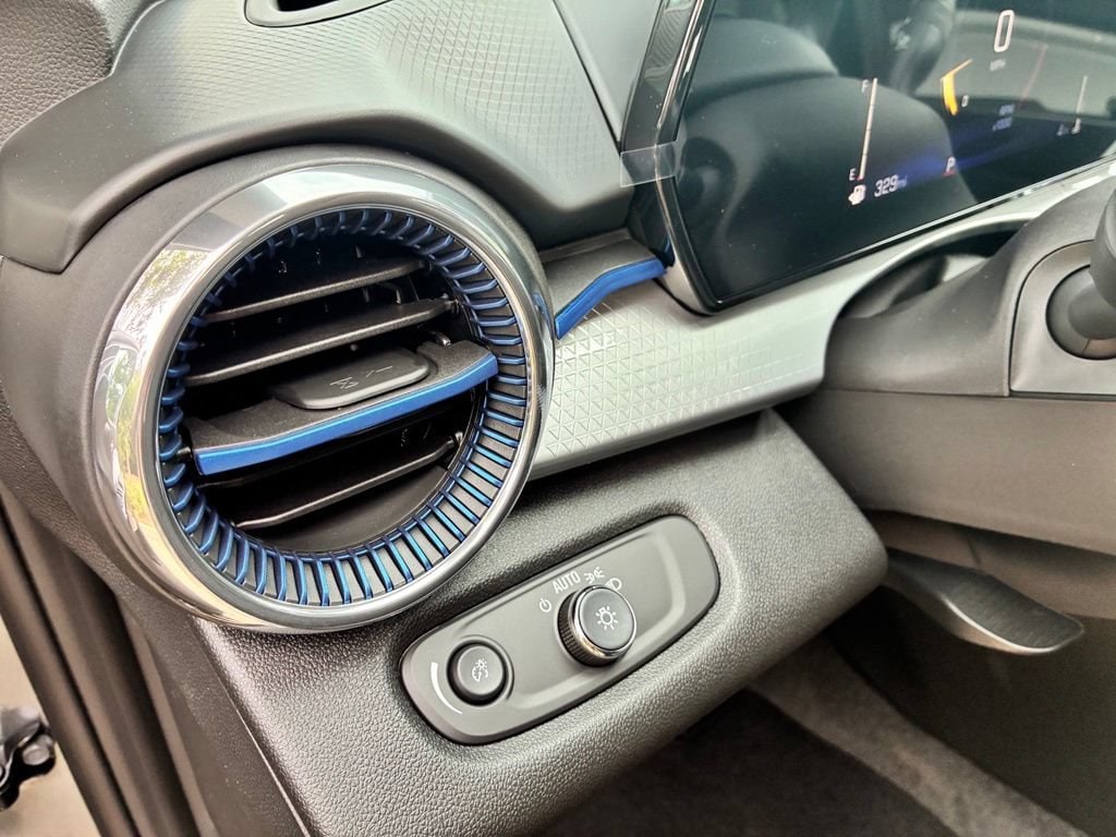 2026 Chevrolet Trax LT - Photo 21