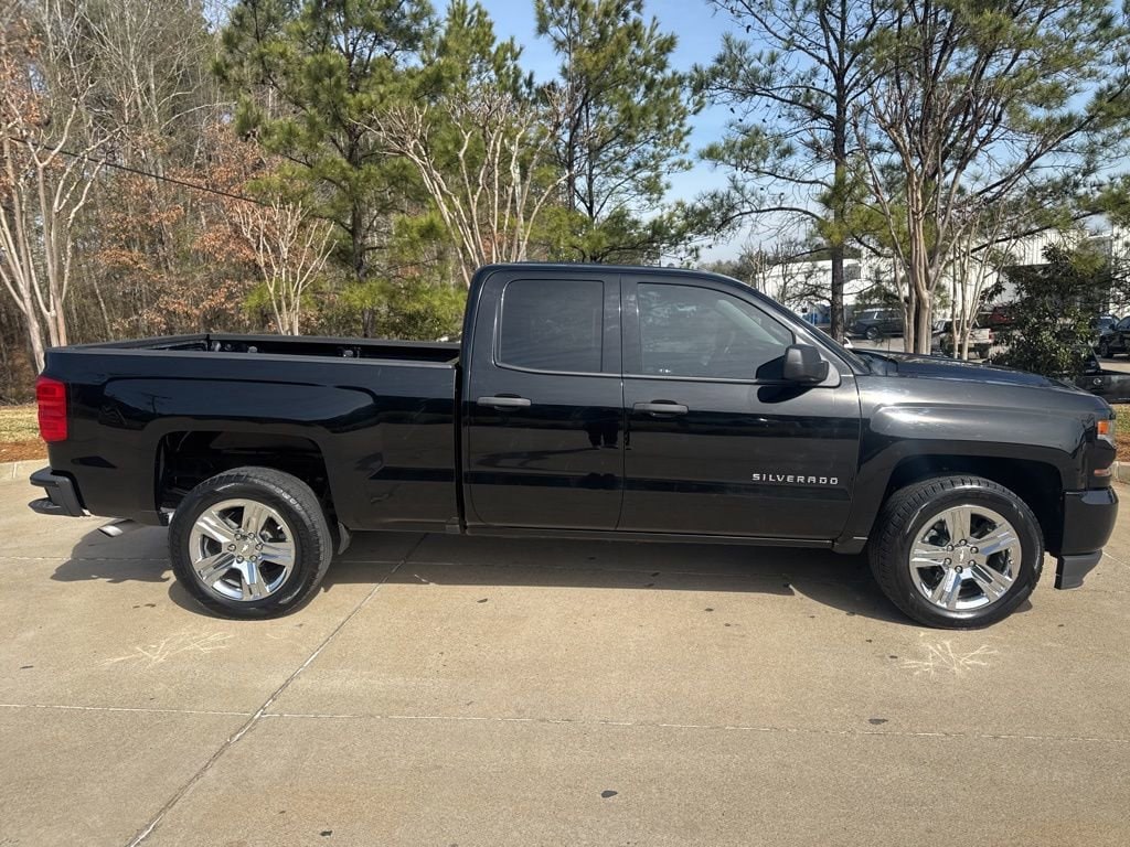 Used 2018 Chevrolet Silverado 1500 Custom with VIN 1GCRCPEH5JZ295602 for sale in Stonewall, LA