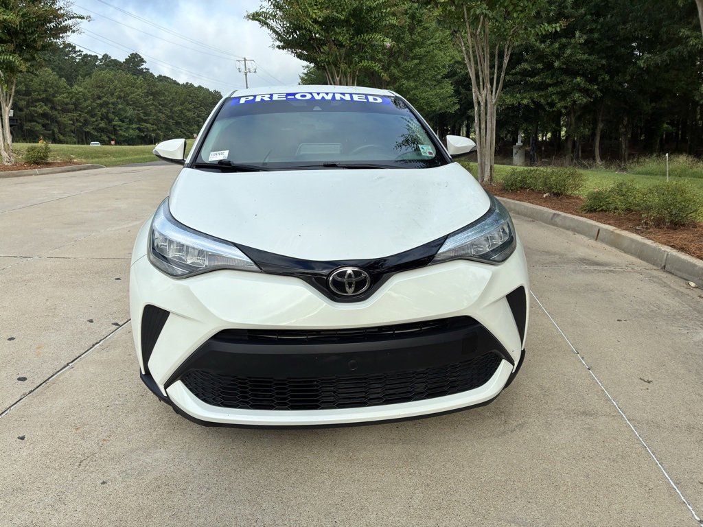 2020 Toyota C-HR LE photo 2