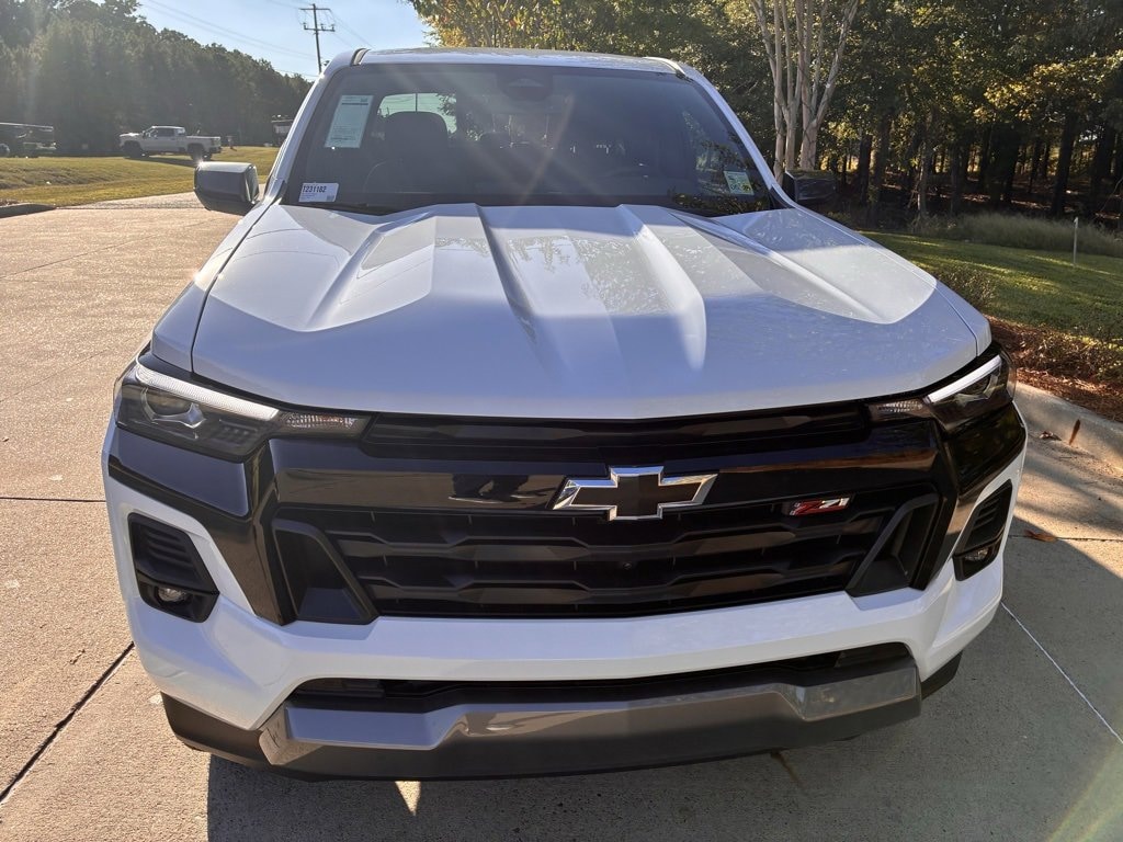 New 2025 Chevrolet Colorado Z71 Truck