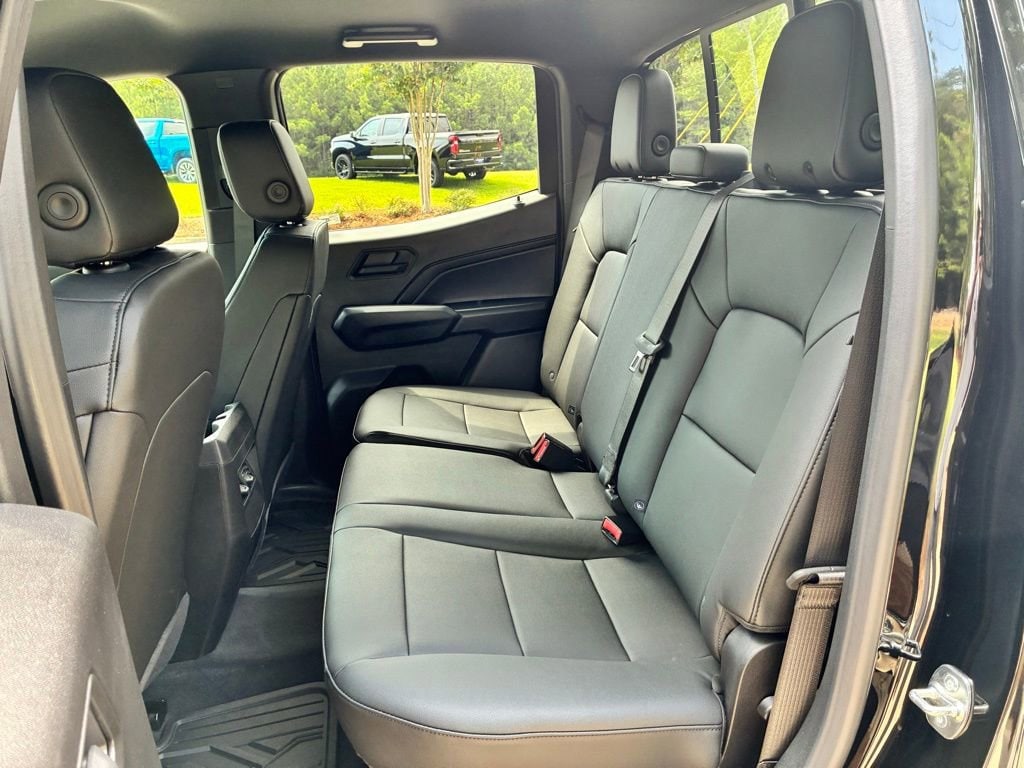 2026 Chevrolet Colorado Trail Boss - Photo 12