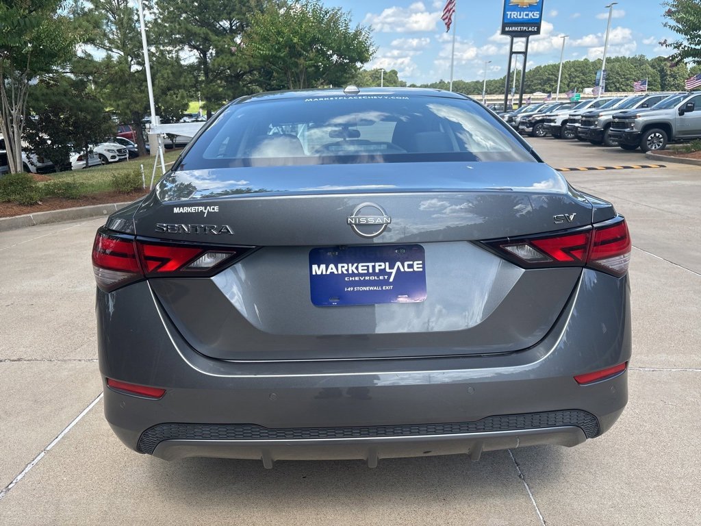 2024 Nissan Sentra SV photo 3