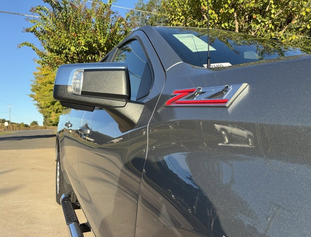 New 2025 Chevrolet Silverado 1500 LT Truck