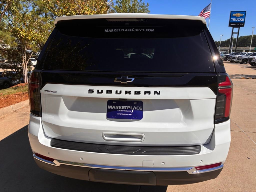 2026 Chevrolet Suburban LS - Photo 10