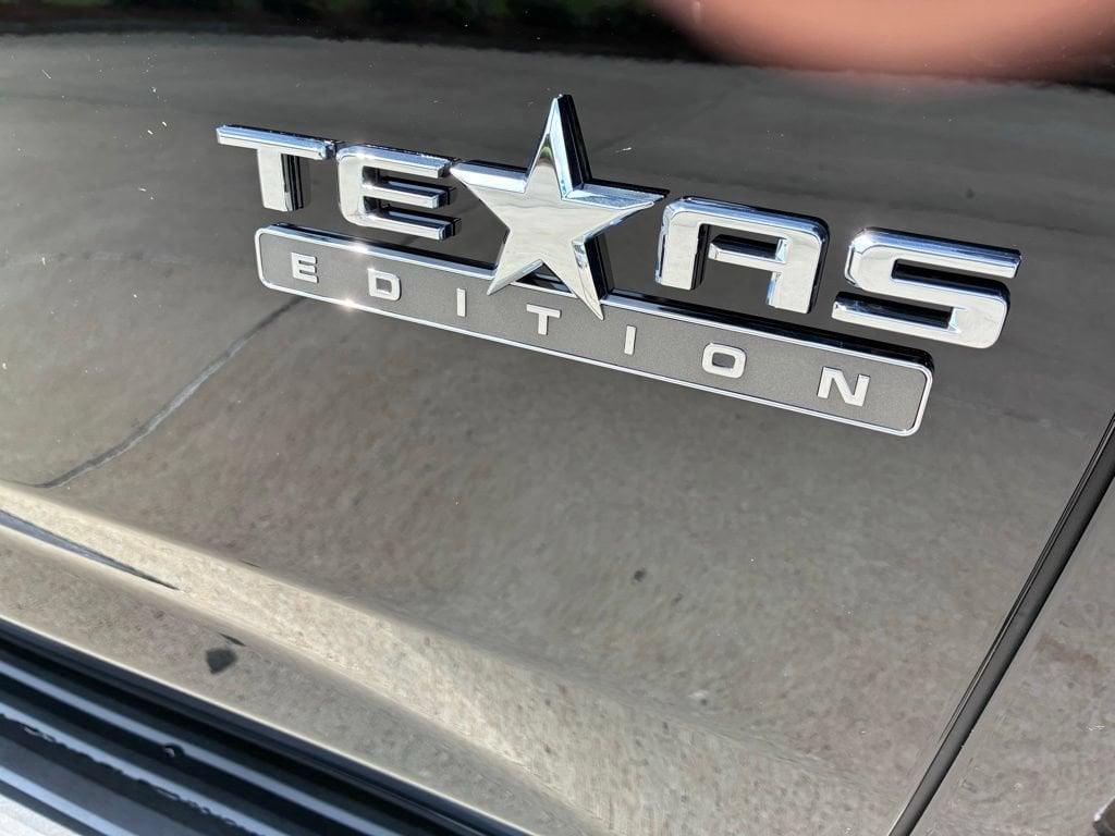 2026 Chevrolet Tahoe LT - Photo 7