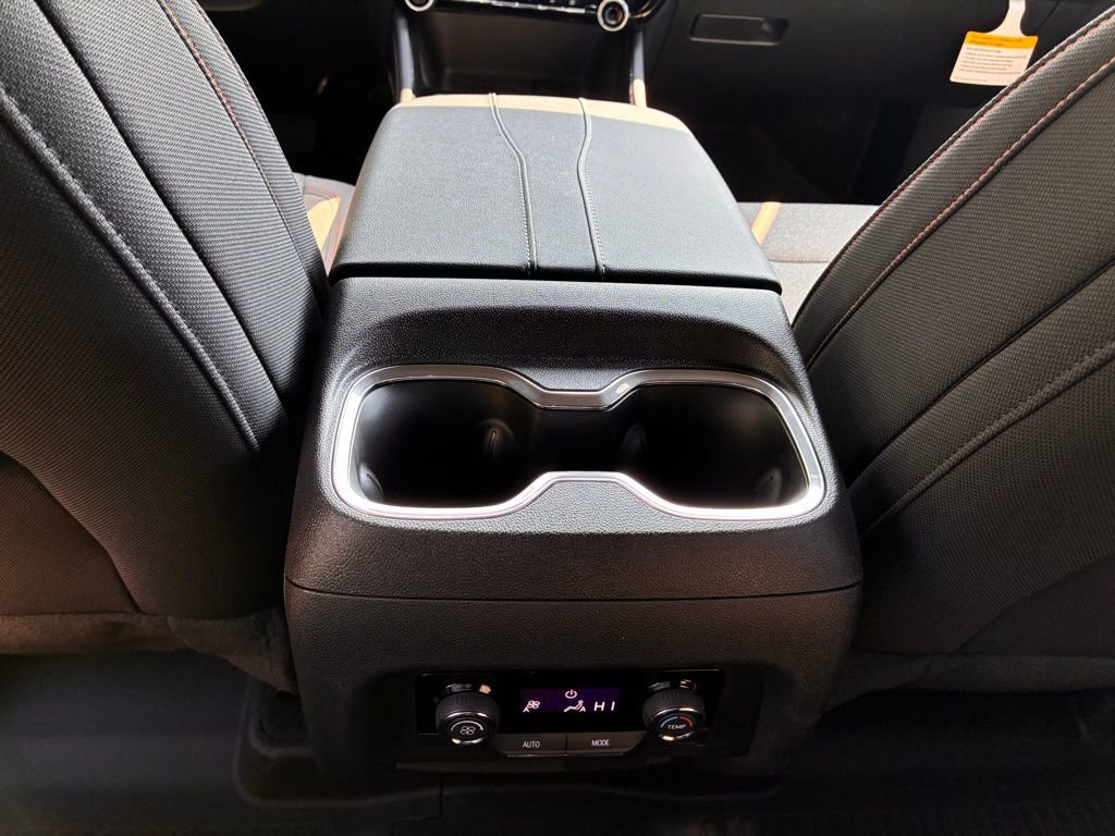 2026 Chevrolet Traverse LT - Photo 21