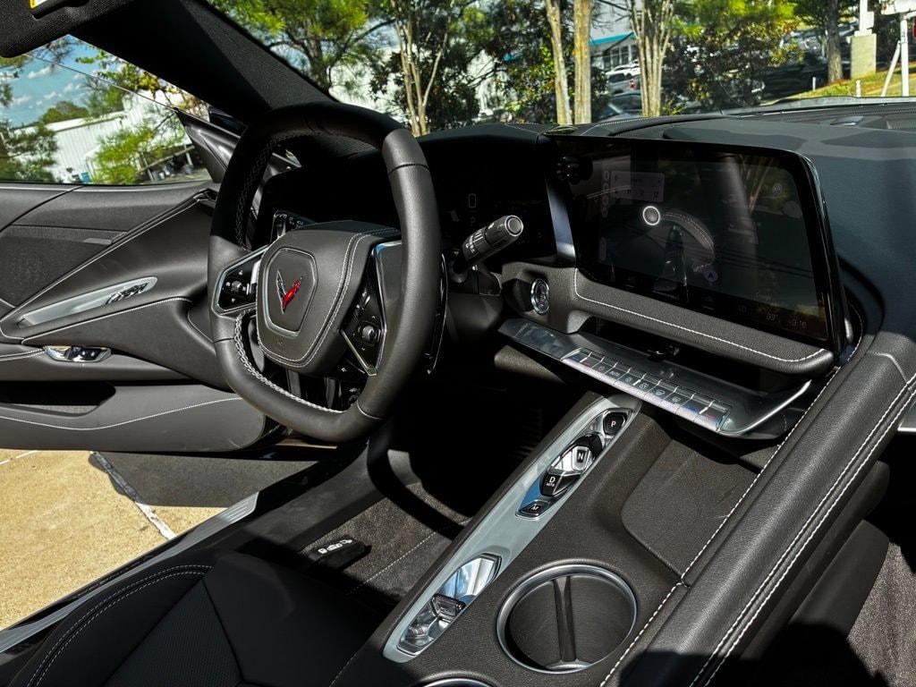2027 Chevrolet Corvette 1LT - Photo 28