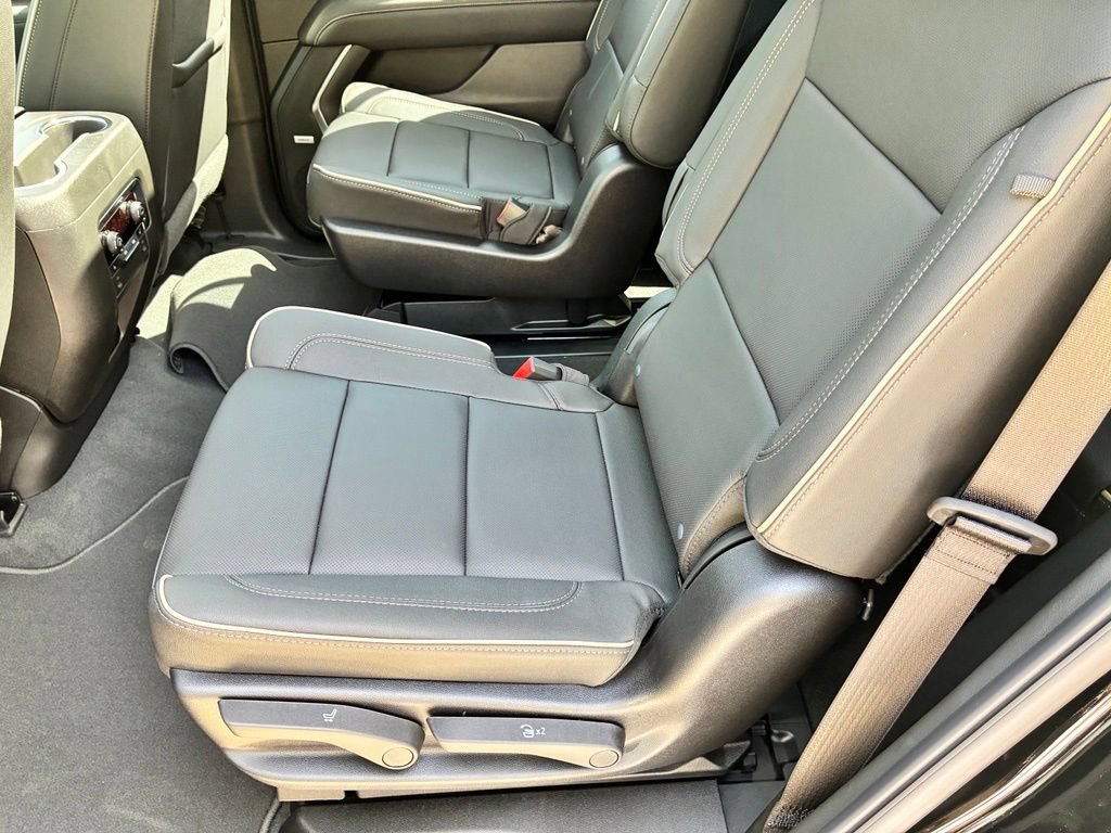 2026 Chevrolet Tahoe Premier - Photo 19