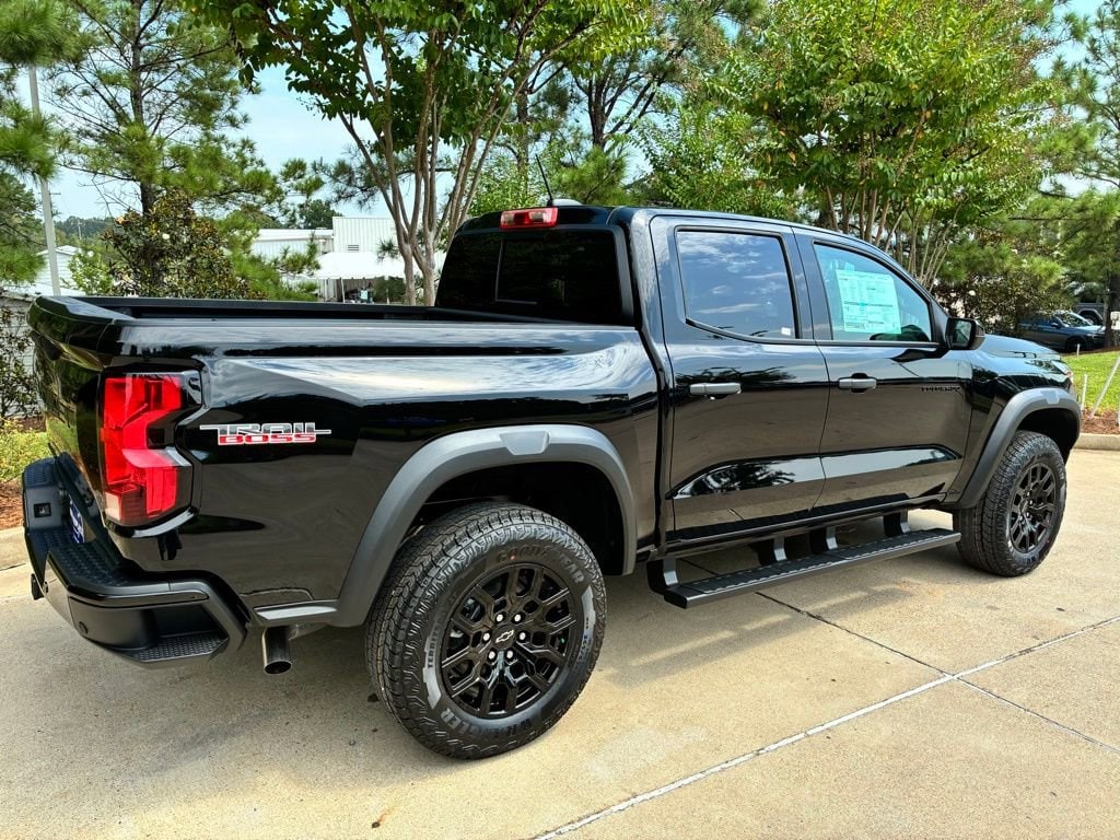 2026 Chevrolet Colorado Trail Boss - Photo 6