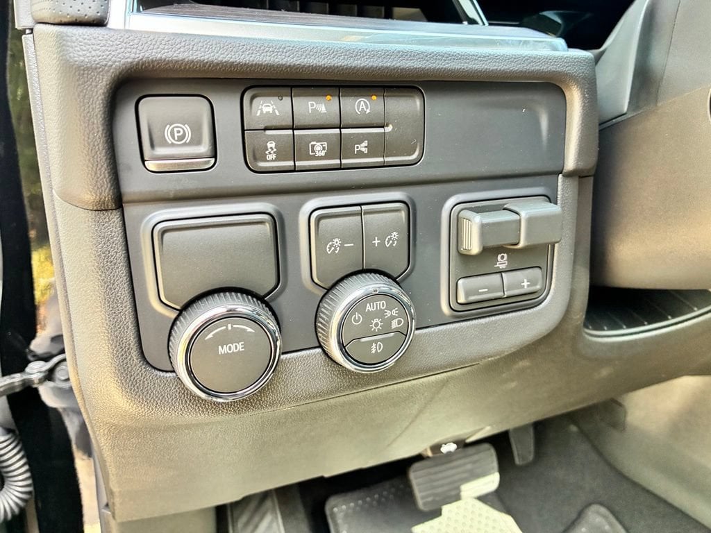 2026 Chevrolet Tahoe Premier - Photo 29