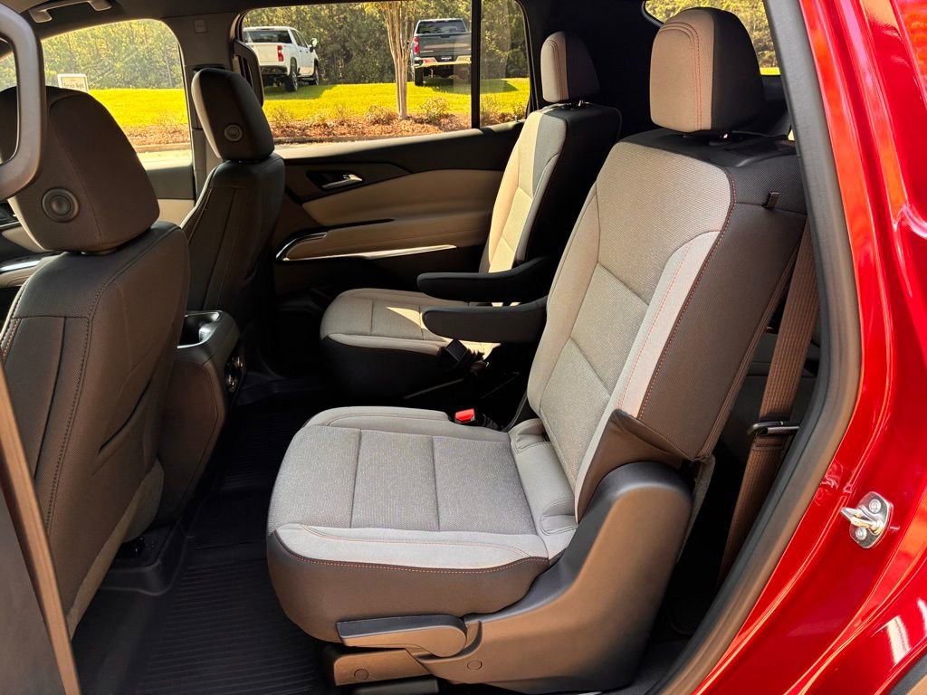 2026 Chevrolet Traverse LT - Photo 14