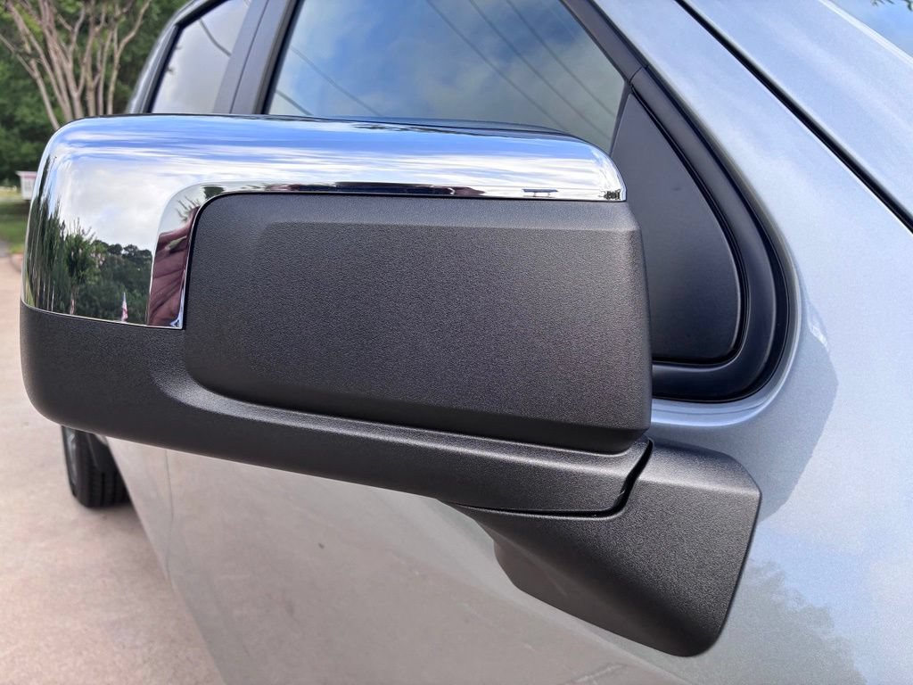 2026 Chevrolet Silverado 1500 LT - Photo 6