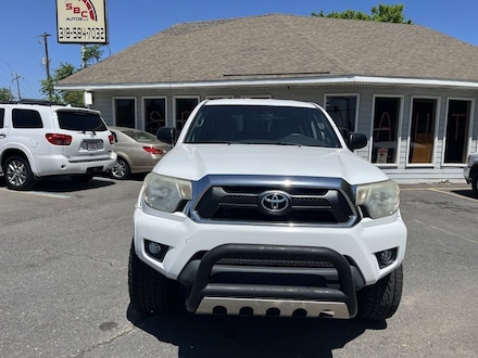 2012 Toyota Tacoma Prerunner V6 Truck