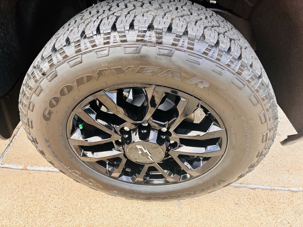 New 2026 Chevrolet Silverado 2500 HD Custom Truck