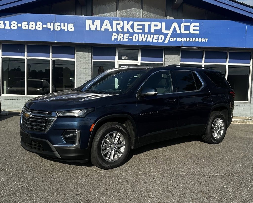Used 2022 Chevrolet Traverse LT Cloth SUV