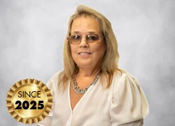 Staff member Susan Mahaney from d3957f730163