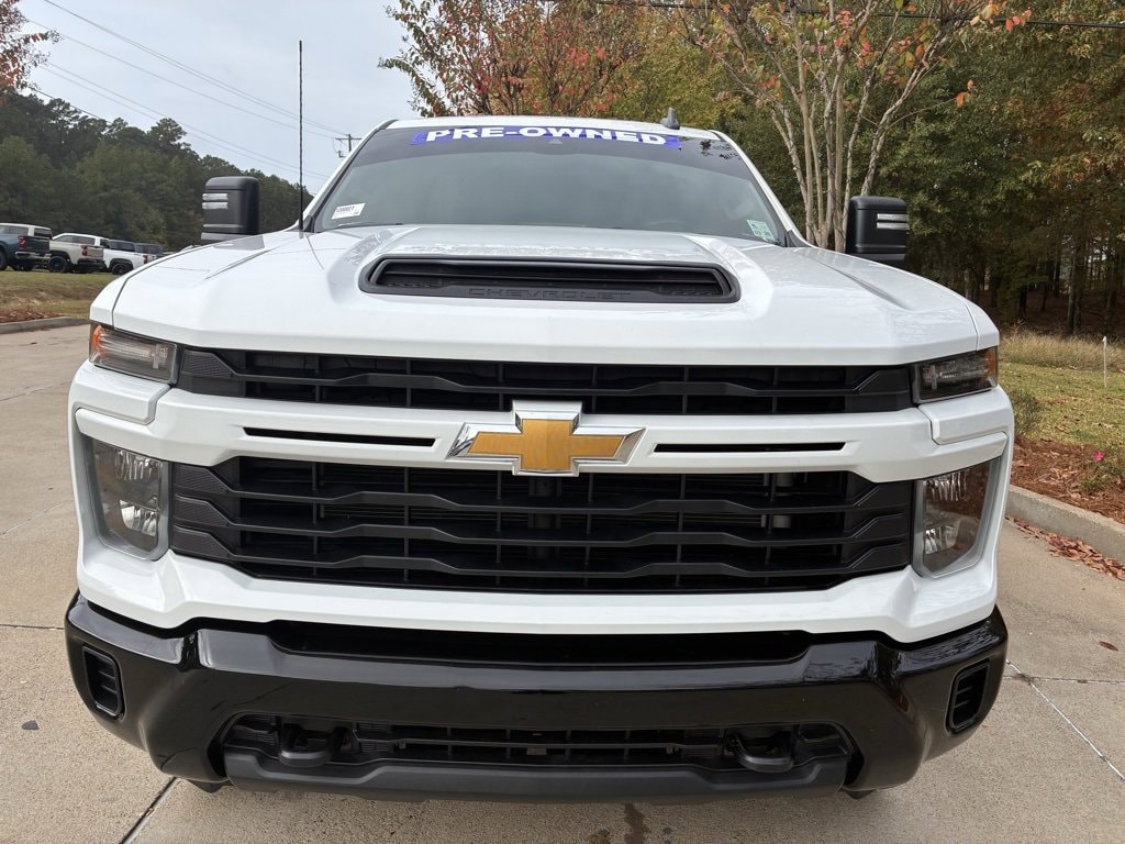 Used 2024 Chevrolet Silverado 2500 HD Custom Truck