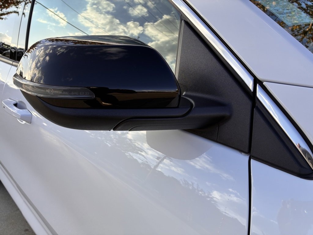 New 2026 Chevrolet Traverse LT SUV