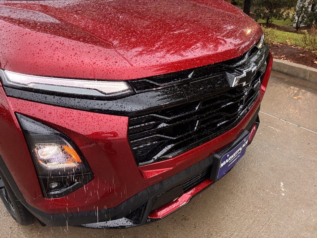 2026 Chevrolet Equinox RS photo 3
