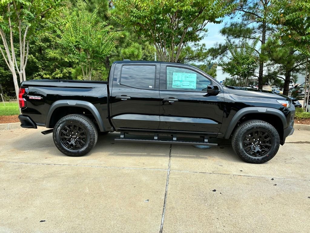 2026 Chevrolet Colorado Trail Boss - Photo 7