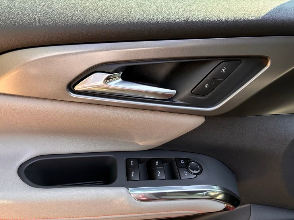 2026 Chevrolet Traverse LT - Photo 26