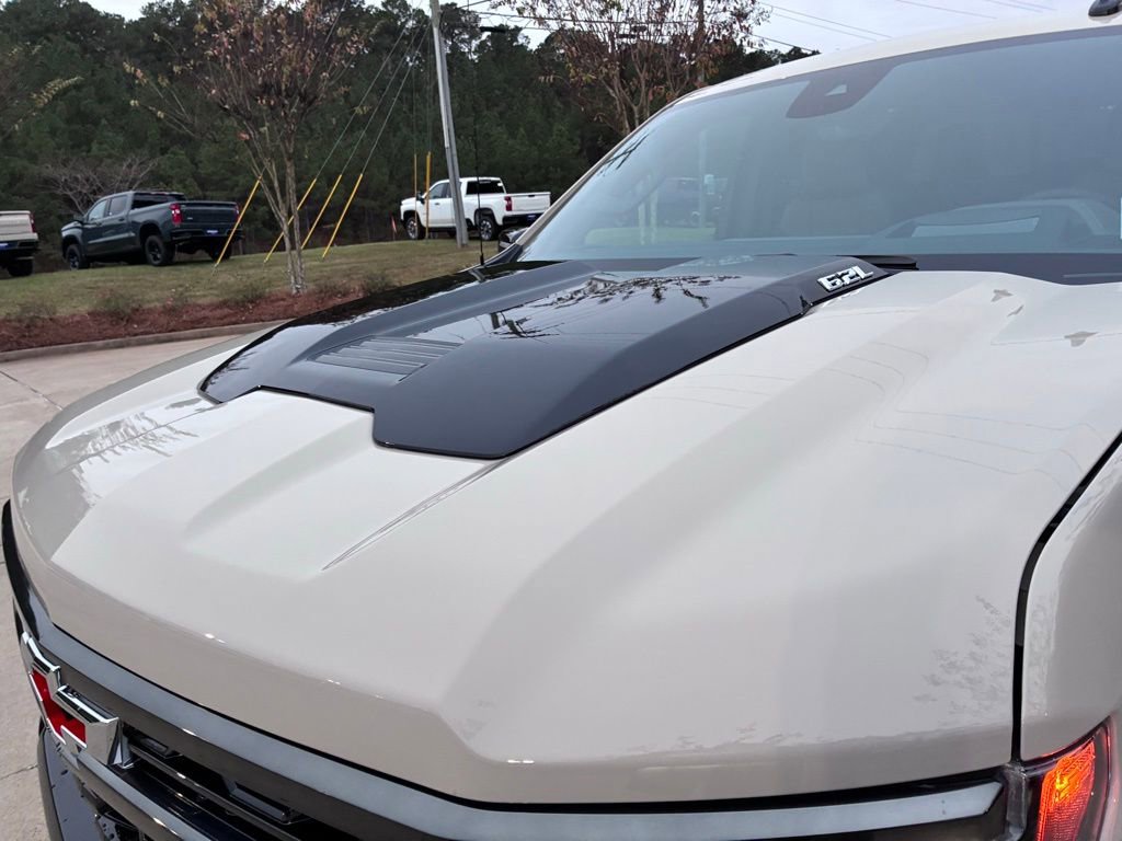 2026 Chevrolet Silverado 1500 ZR2 - Photo 16