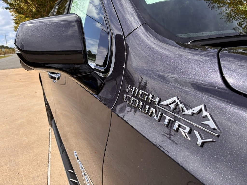 New 2026 Chevrolet Suburban High Country SUV