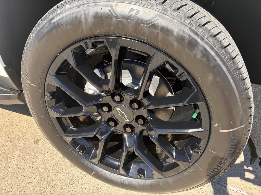 New 2026 Chevrolet Suburban LS SUV