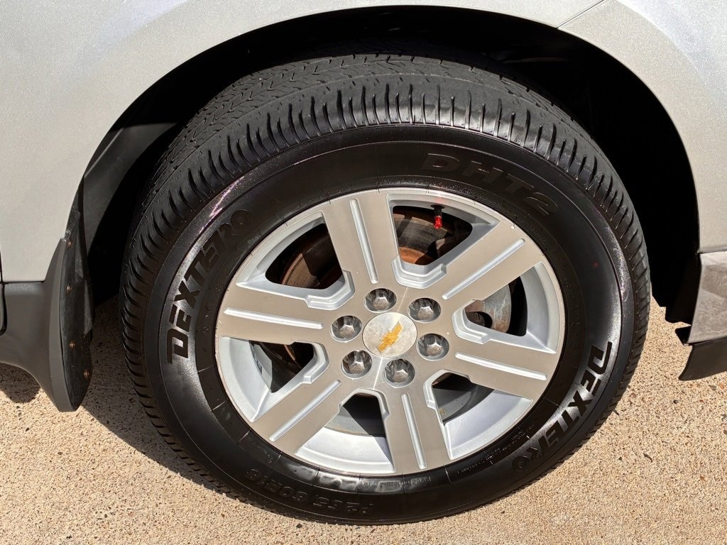 Used 2010 Chevrolet Traverse LT w/1LT SUV