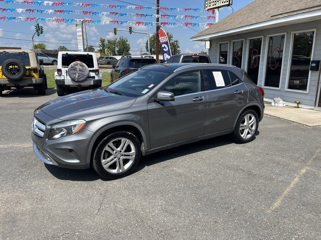 2015 Mercedes Benz GLA 250 photo 2