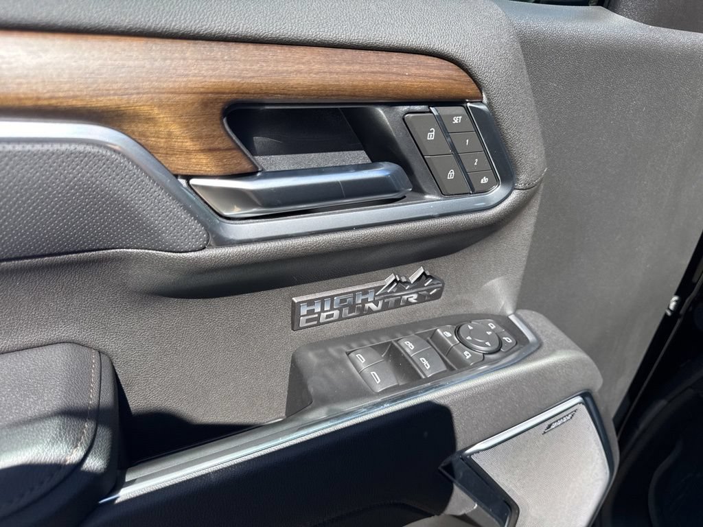 2025 Chevrolet Silverado 1500 High Country - Photo 17