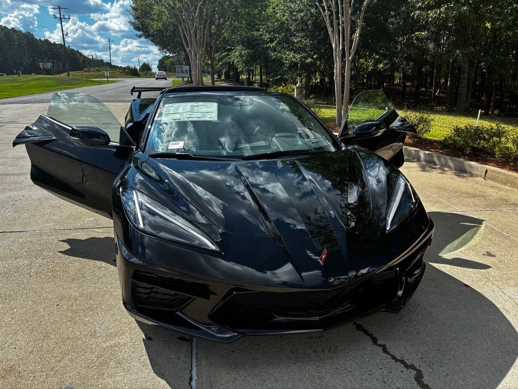2027 Chevrolet Corvette 1LT - Photo 25